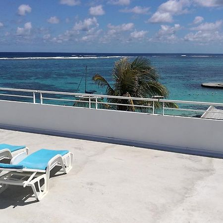 Blue Beryl Guest House Блу Бей Екстериор снимка