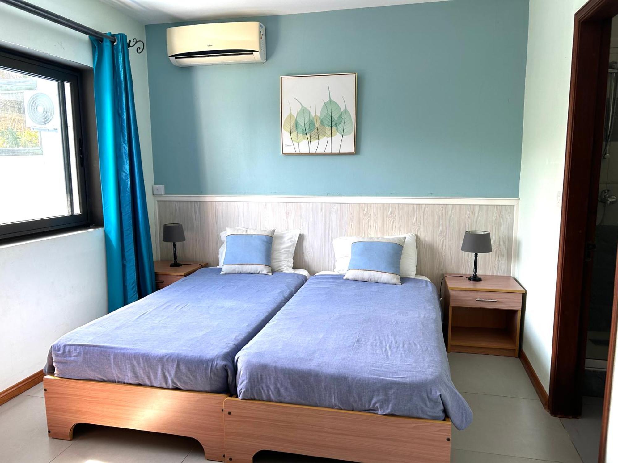 Blue Beryl Guest House Блу Бей Екстериор снимка