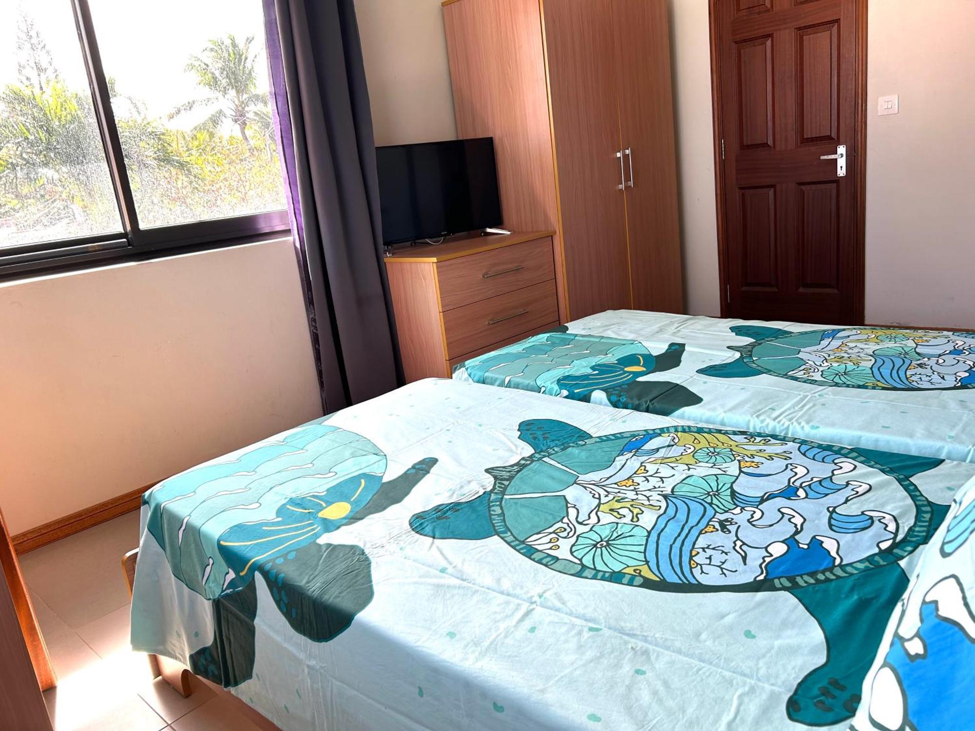 Blue Beryl Guest House Блу Бей Екстериор снимка