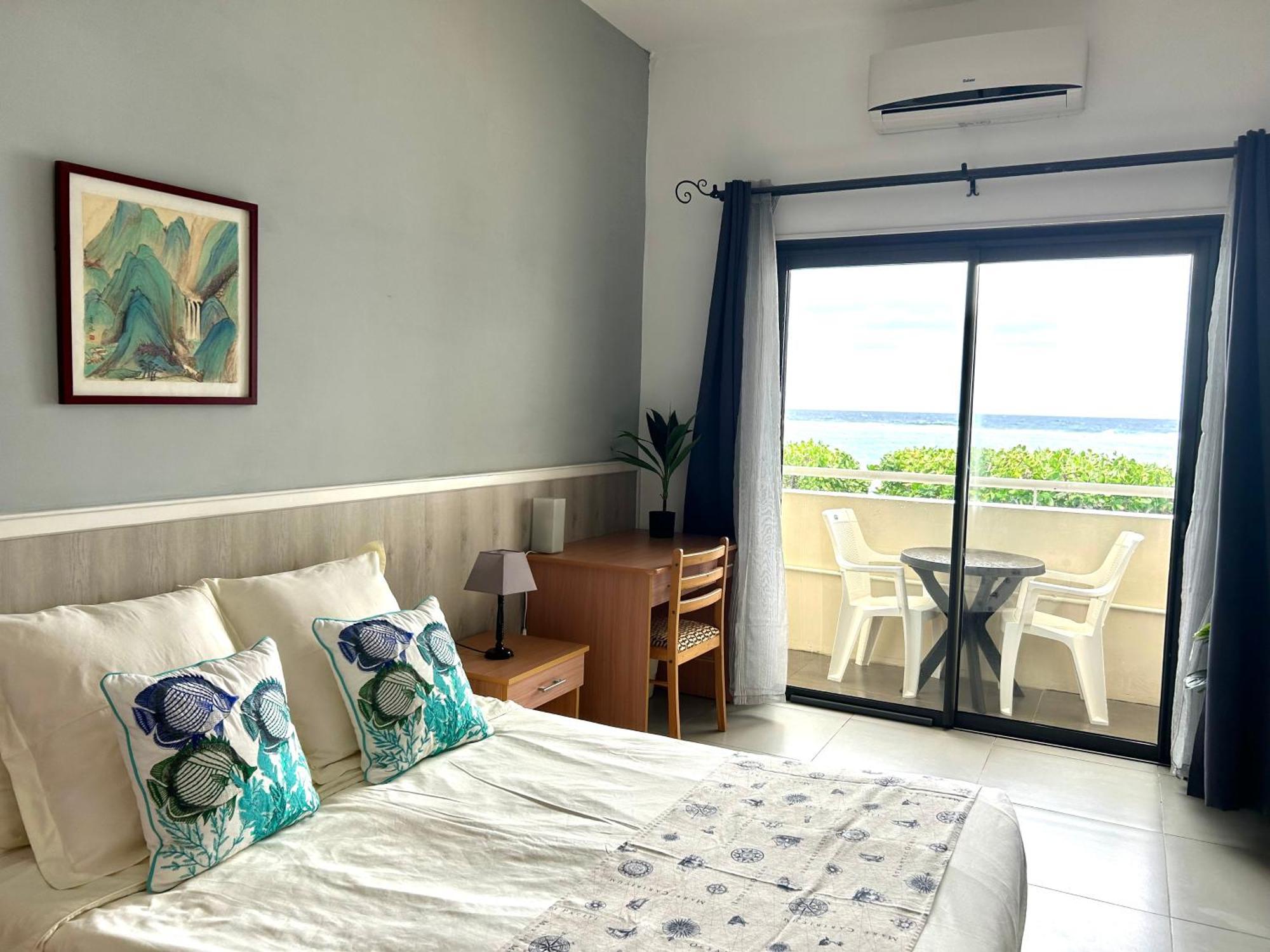 Blue Beryl Guest House Блу Бей Екстериор снимка